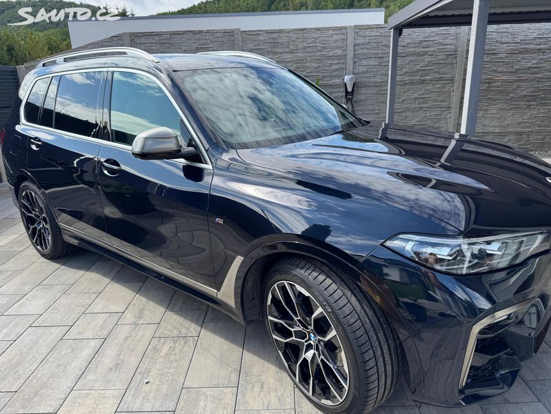 BMW X7, M50D